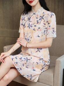 Abiti con stampa floreale collo mao