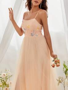 Eilly Bazar Floral Embroidery Split Thigh Cami Cocktail Dress - Baby Pink - View 3