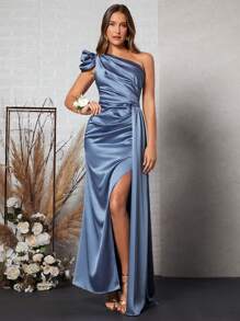 SHEIN Belle 不对称领口褶皱开叉大腿缎面伴娘礼服优雅正式晚会舞会婚礼宾客礼服，适合毕业典礼、晚宴派对礼服 - 霧霾藍 - 查看 2