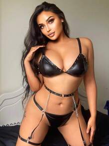 Studded Detail Garter Lingerie Set - Black - View 1