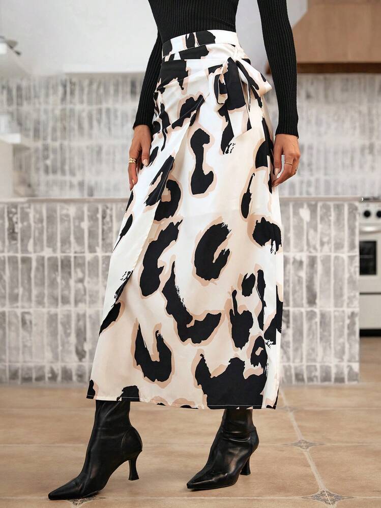 SHEIN Clasi Graphic Print Knot Side Wrap Skirt - Multicolor - View 4