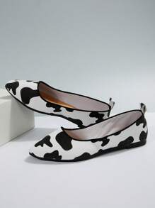 Women's Flat Shoes Cow Pattern Pointed Toe Ballet Flats - Multicolor - View 3