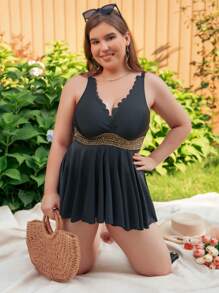 SHEIN Swim Curve Plus Size Stitch Detail Scallop Trim Tankini Summer Beach