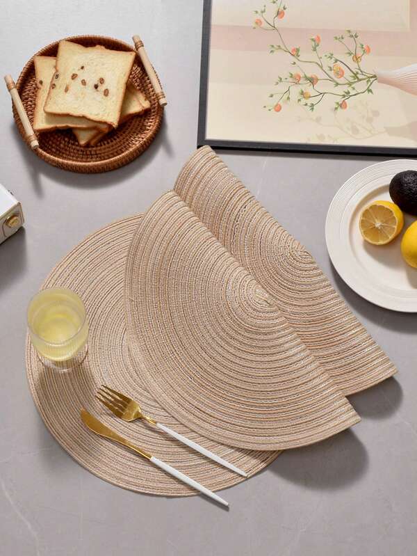 SHEIN Basic living 4pcs Round Woven Placemat, Boho Braided Design Table