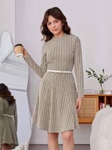 Thiếu niên cô gái Cổ giả Đồ đan Ribbed Đầm Không có thắt lưng - Màu be - Xem 5