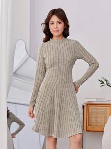 Thiếu niên cô gái Cổ giả Đồ đan Ribbed Đầm Không có thắt lưng - Màu be - Xem 6