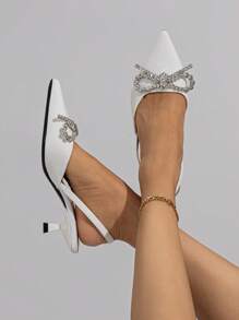 Giày cao gót hở mũi đính nơ đính đá cho nữ, giày cao gót kitten heel thanh lịch và thoải mái, thích hợp cho các bữa tiệc trang trọng, đám cưới, dạ hội vào mùa thu/đông, giày cao gót màu trắng, thanh lịch, giày cao gót nữ, thanh lịch, trang phục dự tiệc - trắng - Xem 7