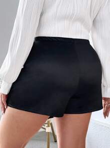 SHEIN Privé Plus Chain Detail Wrap Skort - Black - View 2