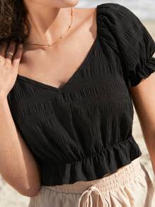 SHEIN Frenchy 雞心領荷葉邊下擺短版襯衫 - 黑色 - 查看 5