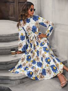 SHEIN Privé 印花繫腰帶連衣裙