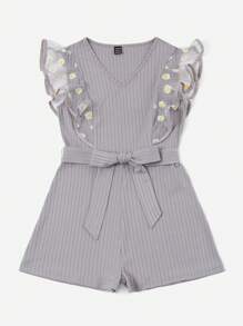 SHEIN Privé Thêu hoa Daisy Viền Ruffle Thắt lưng Romper - Màu Xám nhạt - Xem 3