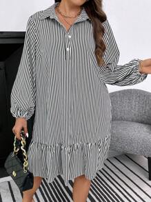 SHEIN LUNE Plus Nadruk w paski Rękaw latarnia Falbankowy brzeg Sukienka z falbanką