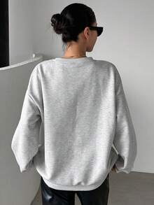 DAZY Đồ họa Chữ cái Thả vai Áo nỉ - Màu Xám nhạt - Xem 2