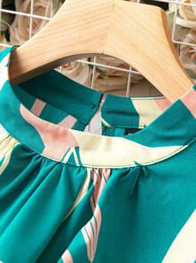 SHEIN LUNE Hơn In Toàn bộ Cổ giả Áo sơ mi - màu xanh lá - Xem 4