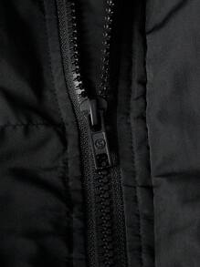 Manfinity VCAY 秋冬款男士超大字母贴片翻盖口袋羽绒背心外套 - 黑色 - 查看 5