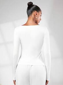 SHEIN BASICS 素色缺口V領短款T恤 - 白色 - 查看 2