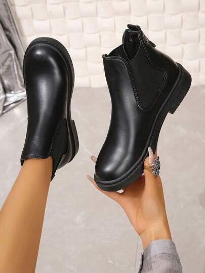 Botas altas de punto de estilo europeo y americano con tacón alto y puntera fina, ideales para el otoño/invierno, que combinan con un corsé negro, para mujeres