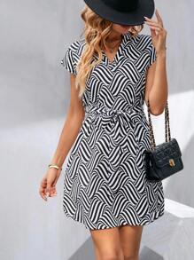 EMERY ROSE 滿版印花蝙蝠袖繫腰帶連衣裙