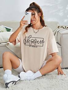 SHEIN EZwear Camiseta de hombros caídos con estampado de letra - Beis - Ver 3