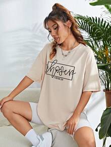 SHEIN EZwear Camiseta de hombros caídos con estampado de letra - Beis - Ver 5