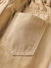 SHEIN Explorewe 青少年男孩百搭个性校园时尚运动侧边纽扣牛仔裤，适合假日、夏季、旅行等各种场合。 - 卡其色 - 查看 6