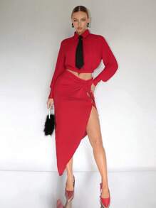 SHEINNeu Solid Crop Shirt & Twist Front Split Thigh Skirt With Necktie - Red - View 6