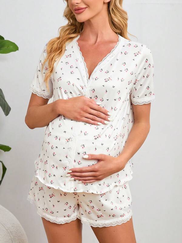 SHEIN Set pigiama per future mamme composto da top allattamento con inserti in pizzo a motivo floreale minuto e pantaloncini con vita regolabile