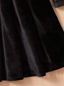 SHEIN 女大童鏤空蕾絲花邊泡泡袖方領洋裝 - 黑色 - 查看 5