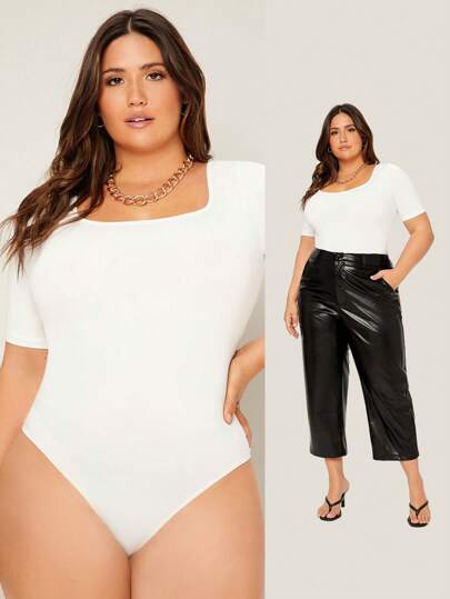 SHEIN BASICS Plus Solid Scoop Neck Bodysuit
