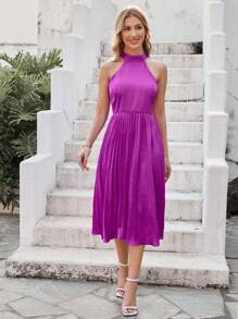 Aveloria Solid Pleated Hem Halter Dress - Purple - View 4