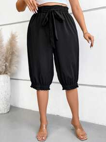 SHEIN LUNE Talla grande Pantalones capri de cintura con volante bajo fruncido con cinturón - Negro - Ver 3