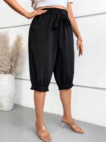SHEIN LUNE Talla grande Pantalones capri de cintura con volante bajo fruncido con cinturón - Negro - Ver 4
