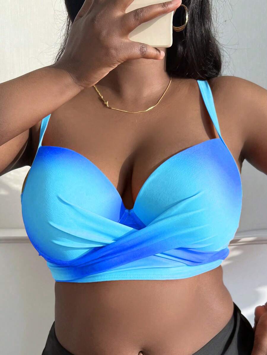 Swim Lushoire Summer Beach Plus Twist Front Bikini Top - Blue - View 1