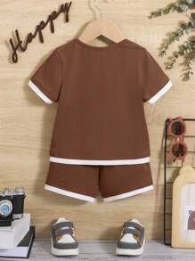 SHEIN 男嬰字母貼布拼接邊T恤和短褲