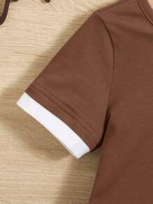 SHEIN 男嬰字母貼布拼接邊T恤和短褲