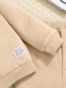 SHEIN Baby Boy Letter Patched Raglan Sleeve Bomber Jacket & Sweatpants Without Tee