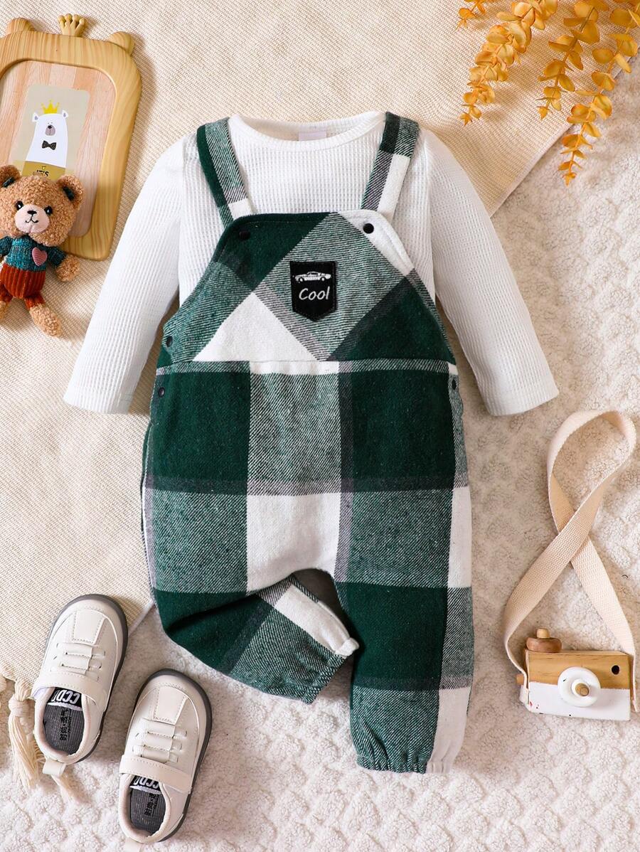 Baby Boy Solid Tee & Plaid Print Letter Patched Overall Jumpsuit - Green - View 1