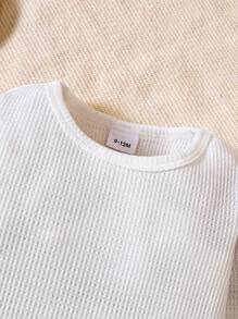 Baby Boy Solid Tee & Plaid Print Letter Patched Overall Jumpsuit - Green - View 7