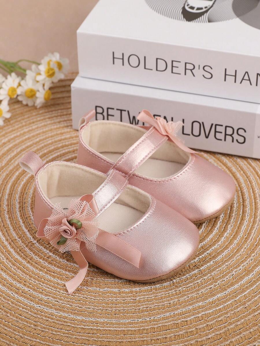 1pair Girls' Butterfly & Flower Pattern PU Hook-And-Loop Design Flat Casual Princess Shoes, Suitable For Spring And Summer - Pink - View 1