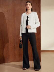 BizChic 素色口袋貼布花呢外套 - 白色 - 查看 4