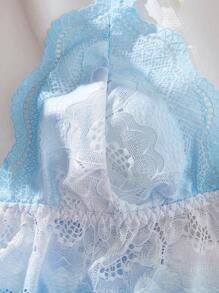 花卉蕾絲貝殼邊基本款上衣 - 淺藍色 - 查看 4