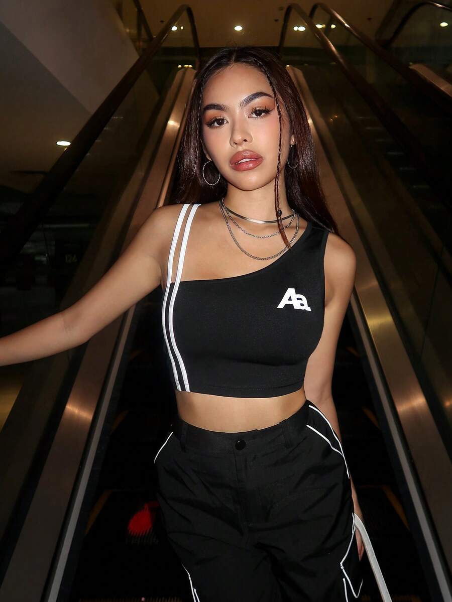 SHEIN EZwear Letter Graphic Striped Tape Side Crop Top - Black - View 1