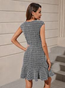 SHEIN Clasi Hoa văn kẻ sọc Xù Hoa Sen Đầm - Đen và trắng - Xem 3