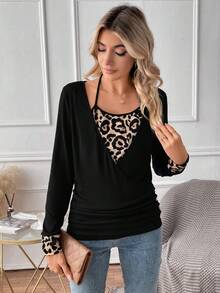 SHEIN LUNE 豹紋印花紐扣細節T恤 - 黑色 - 查看 3