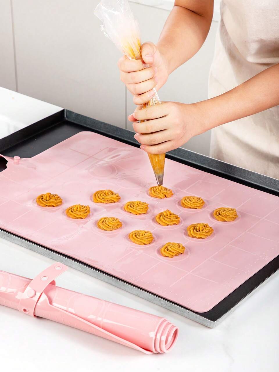 1Pc Non stick Silicone Baking Mat,Pastry Mat With Strap to Store Conveniently Both Sides Can Be Used