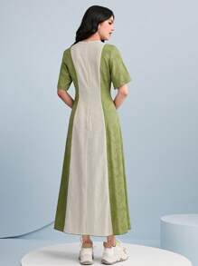 Mulvari Colorblock Zip Back A-line Dress