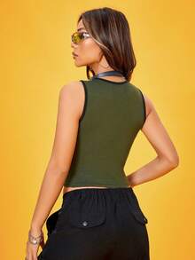 SHEIN Unity 字母圖案撞色滾邊背心上衣 - 軍綠色 - 查看 2