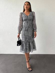 RueChic Allover Print Flare Sleeve Ruffle Hem Dress - Black and White - View 3