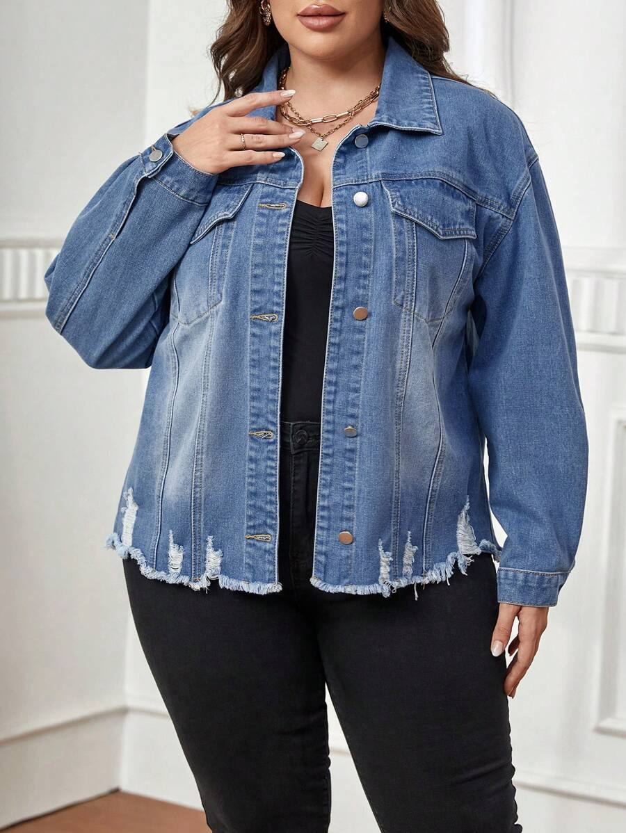 SHEIN Essnce 大碼落肩袖毛邊緣牛仔夾克 - 中等水洗藍 - 查看 1