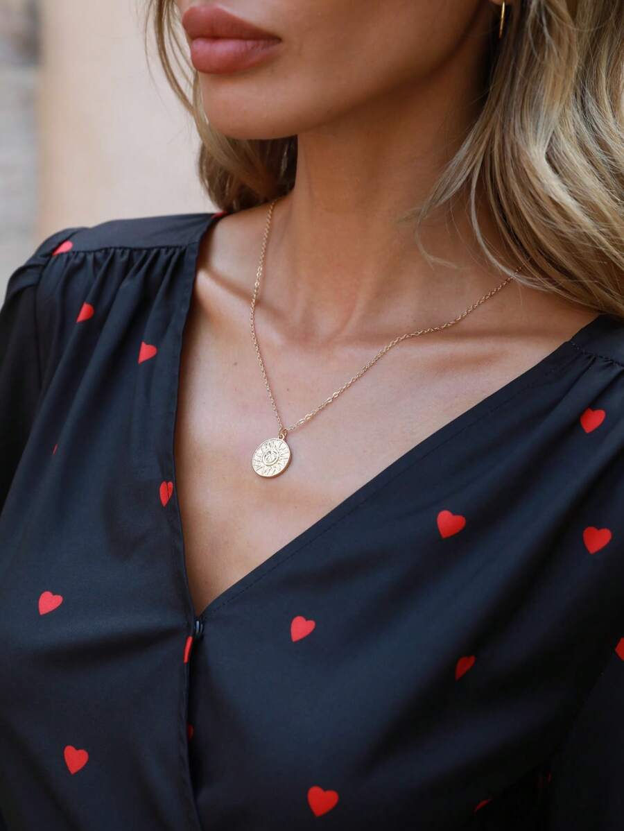 Sun Detail Round Charm Necklace - Yellow Gold - View 1